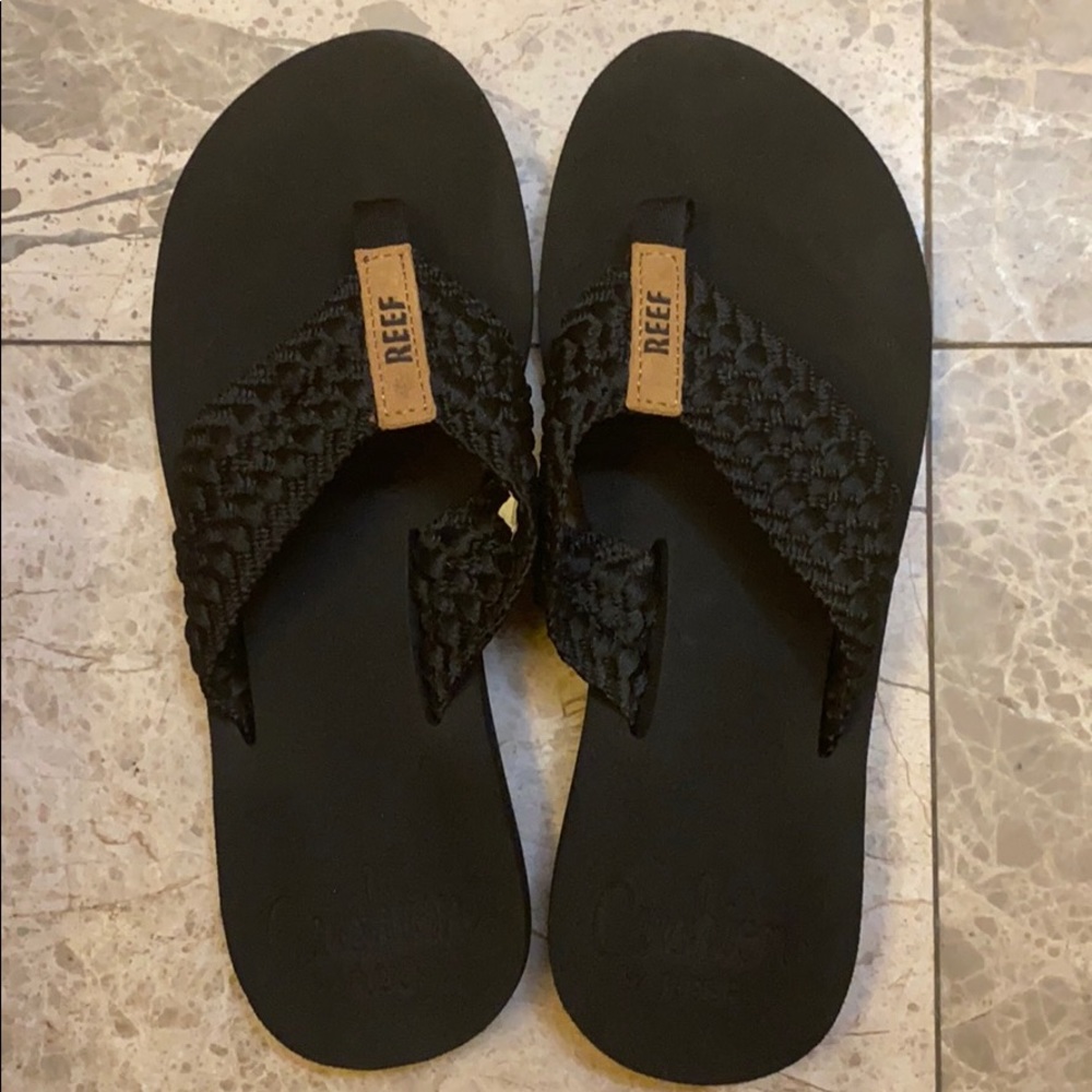 Reef size 7 flip flops.  NWOT.
